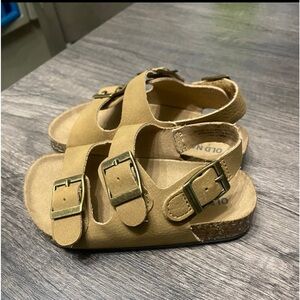 Old Navy Sandals Infant Toddler Size 6 Tan Boys Girls